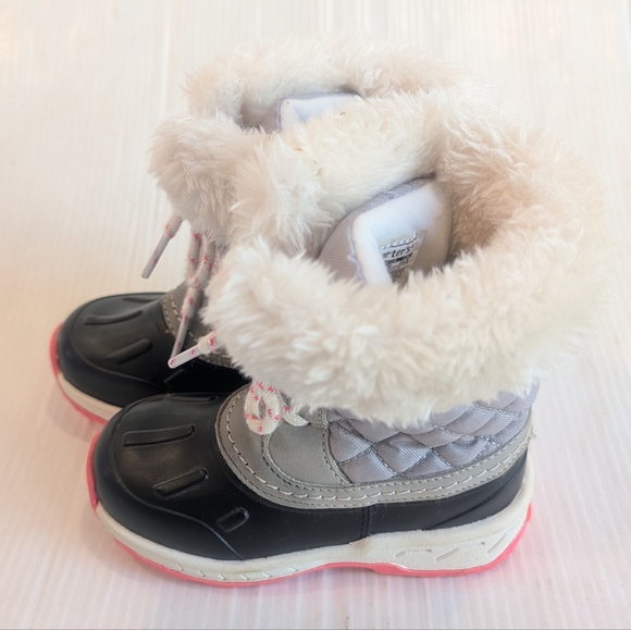 CARTER'S Girls Black and Gray Kids Winter Snow Boots with Fur Trim Size 8 - Picture 4 of 8